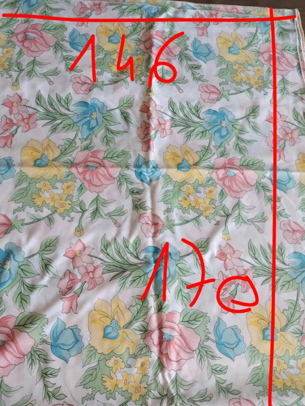 Multicolored floral tablecloth 146*170, Damart – photo 3